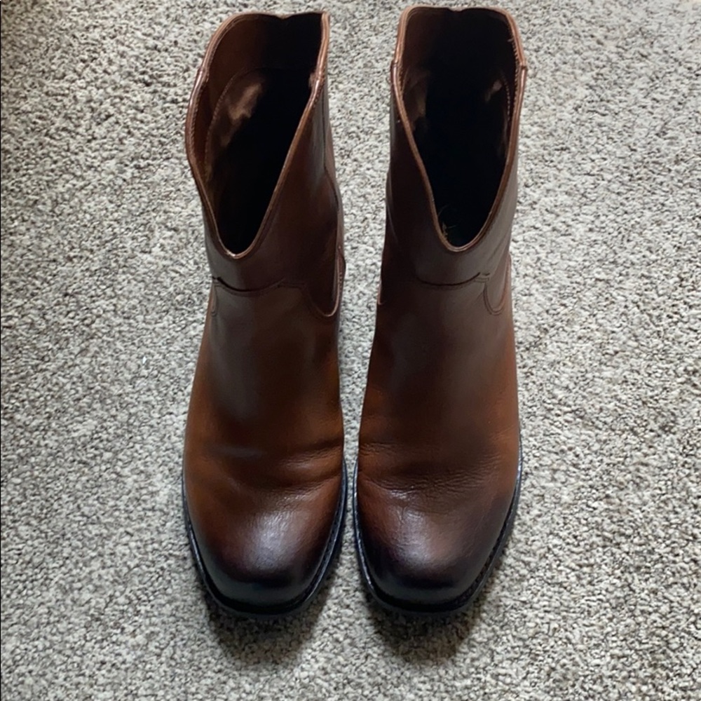 Jessica Simpson boots